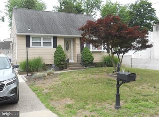 324 Ridge Ave, Blackwood, NJ 08012