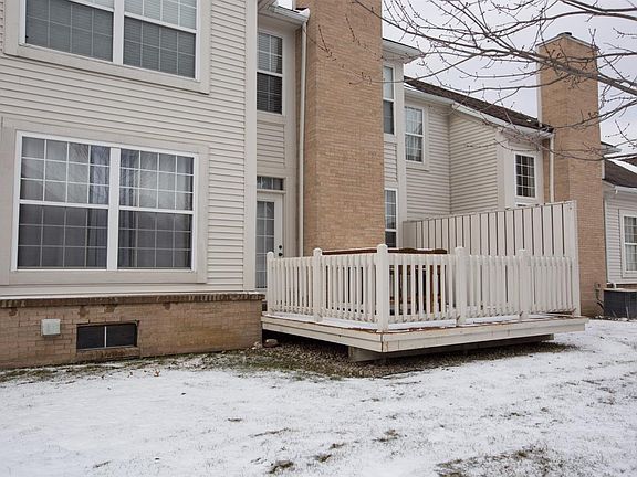 2nd image of 5639 Heathland Cir #1