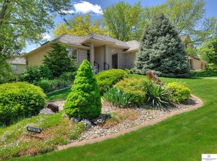 16753 L Cir, Omaha, NE 68135