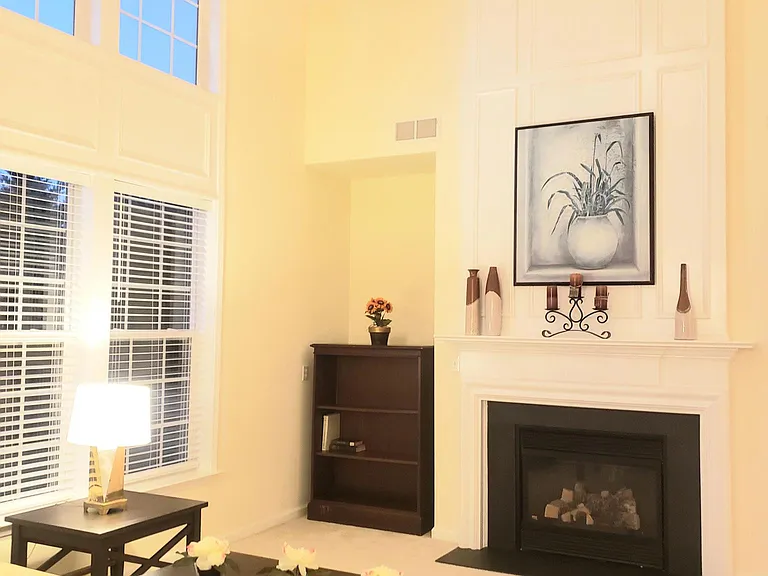 7720 Raynor Rd — Photo 31