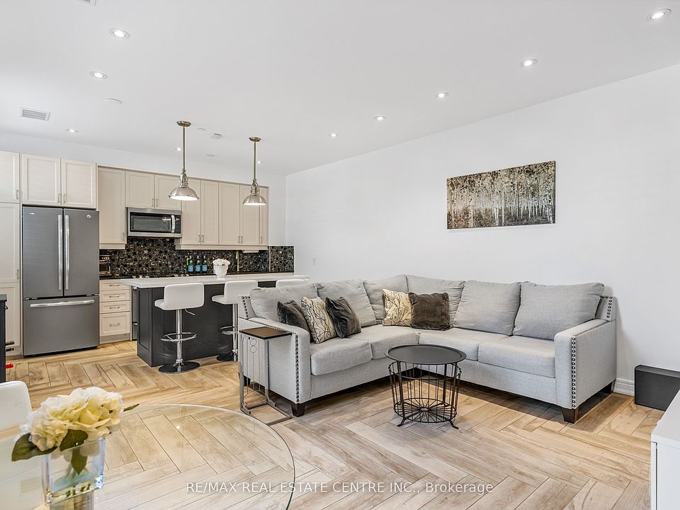 1st image of 701 Sheppard Ave W #113