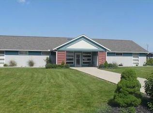 330 W Twain Ave, Urbana, OH 43078