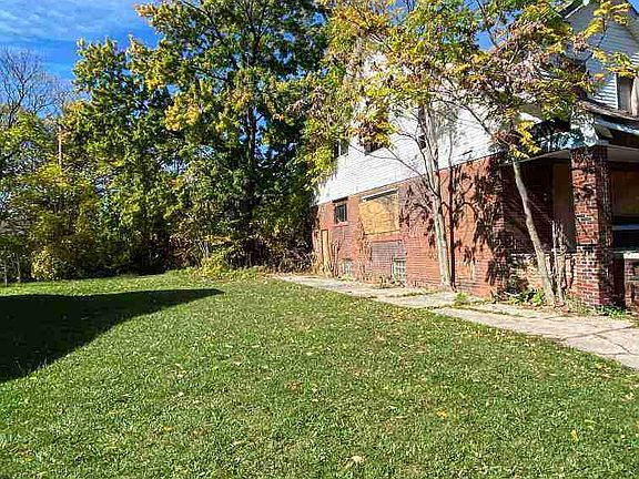 13975 Wisconsin