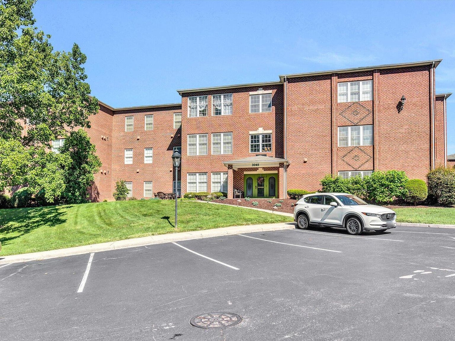 3045 McVitty Forest Dr, Roanoke, VA 24018 Zillow