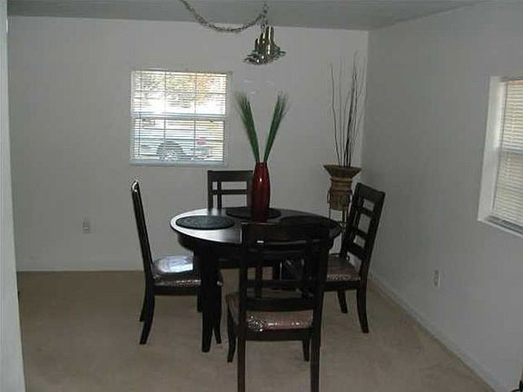 4th image of 1102 W Hope Dr