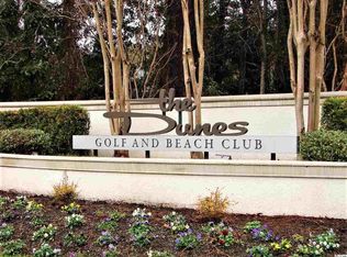 303 Kings Cir, Myrtle Beach, SC 29572