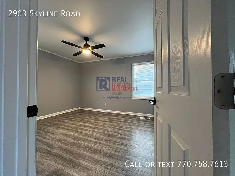 2903 Skyline Dr — Photo 4