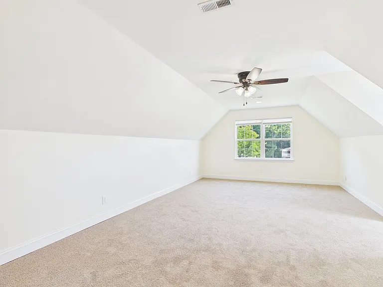 4901 Warwick Rd E — Photo 28