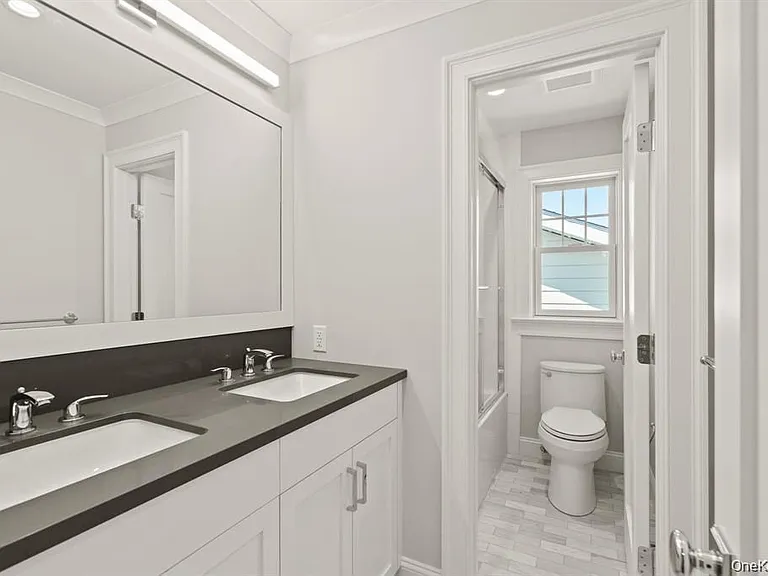 31 Maple Ave — Photo 17
