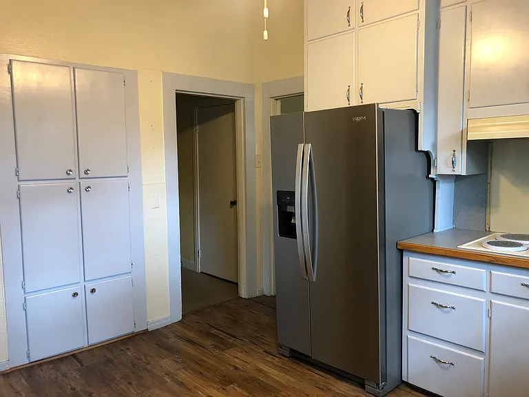 1041 W Vanderbilt St — Photo 23