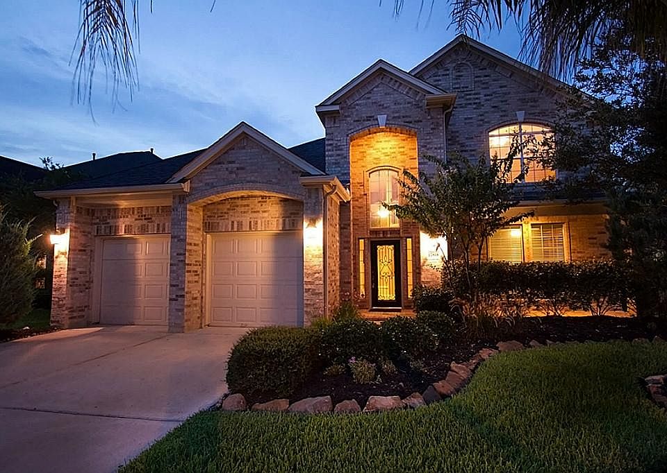 1st image of 17818 Sugarloaf Bay Dr