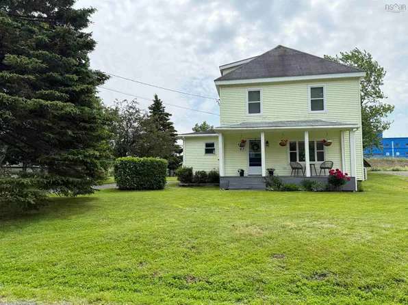 47 High St, Trenton, NS B0K 1X0