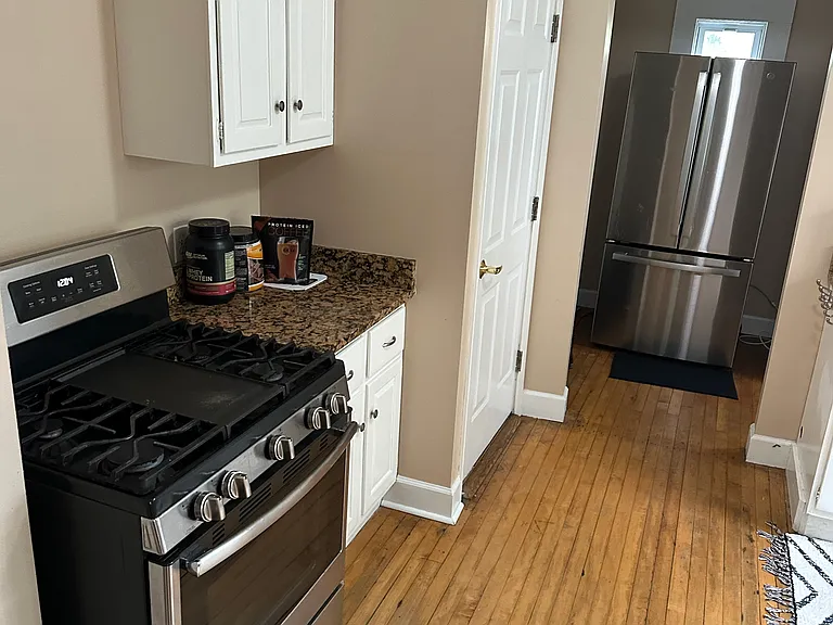502 Balsam St #1 — Photo 8