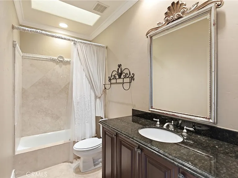 7 Wimbledon Ct — Photo 21