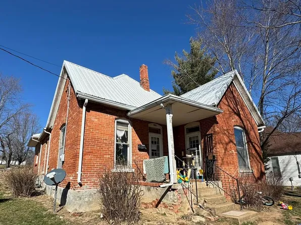 309 E 7th St, Milan, MO 63556