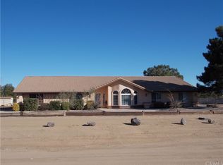 13810 Farmington St, Oak Hills, CA 92344