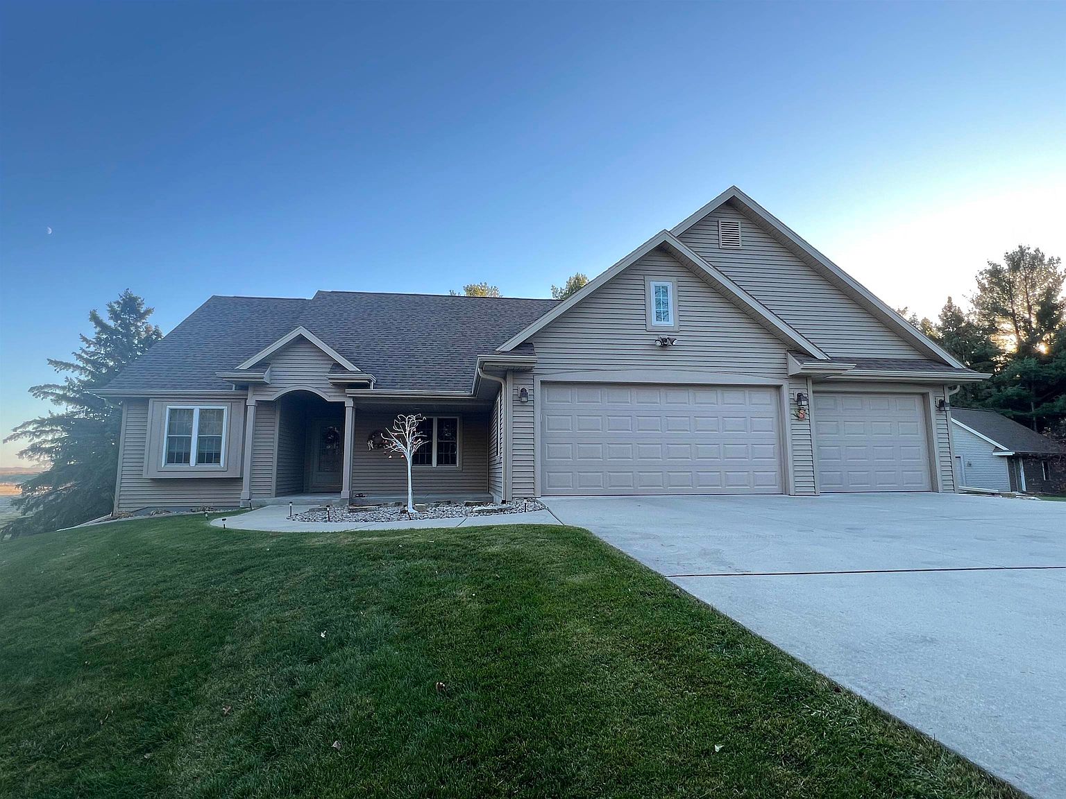 W6648 Willow Lawn Rd, Fond Du Lac, WI 54937 MLS 50284439 Zillow