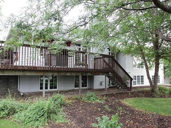 4th image of 7829 Amelia Dr