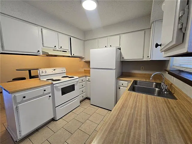 2 bed, 1.5 bath, 750 sqft, $1,200 — Photo 4