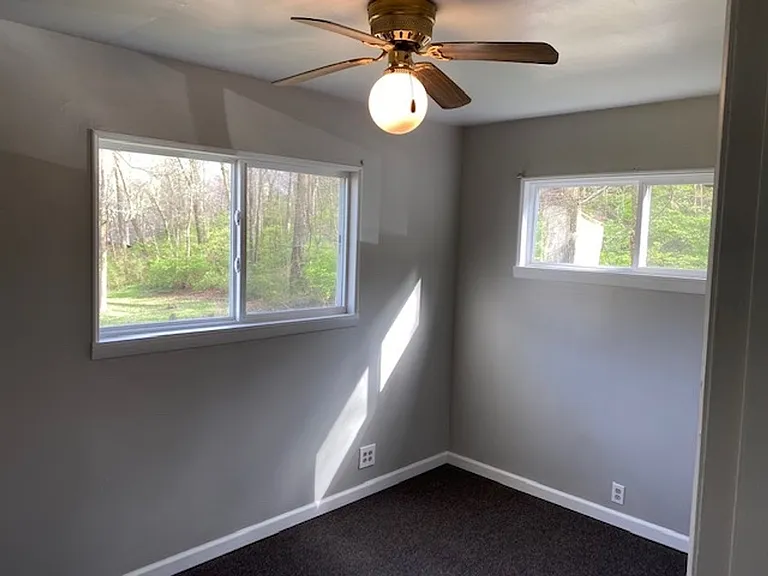 14 Hemlock Cir — Photo 7
