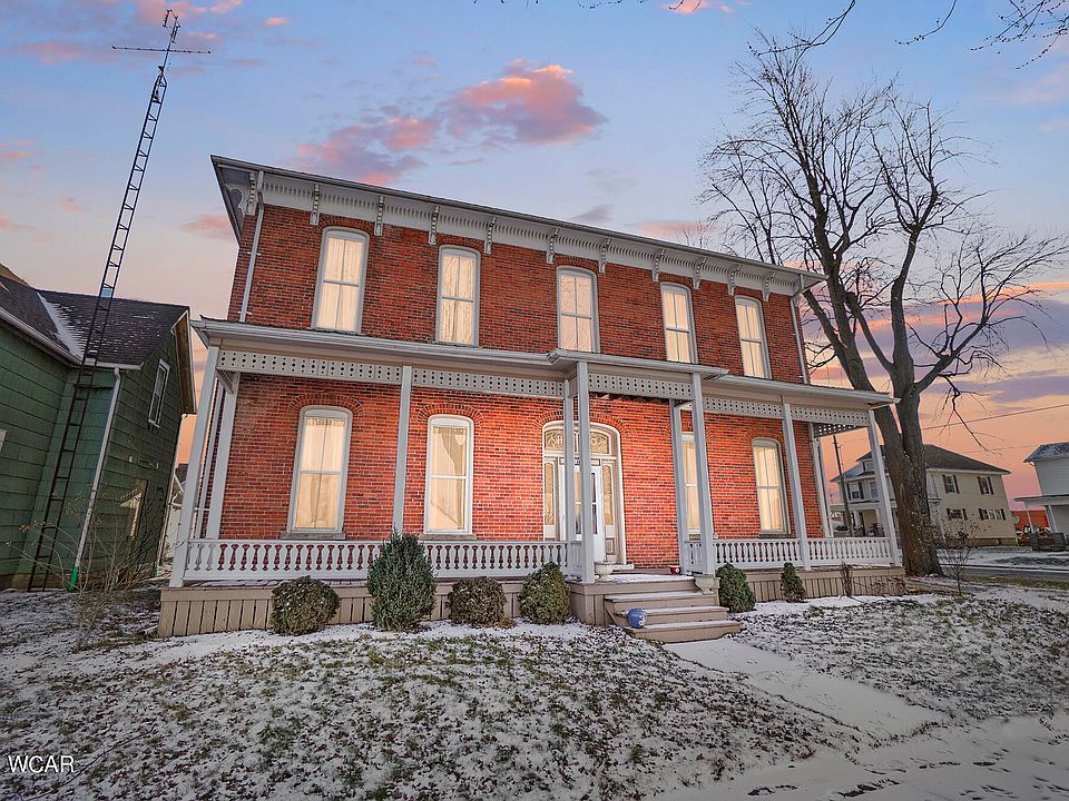 1st image of 104 N Jefferson St