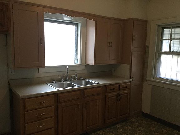 3rd image of 2905 W Krause Ave