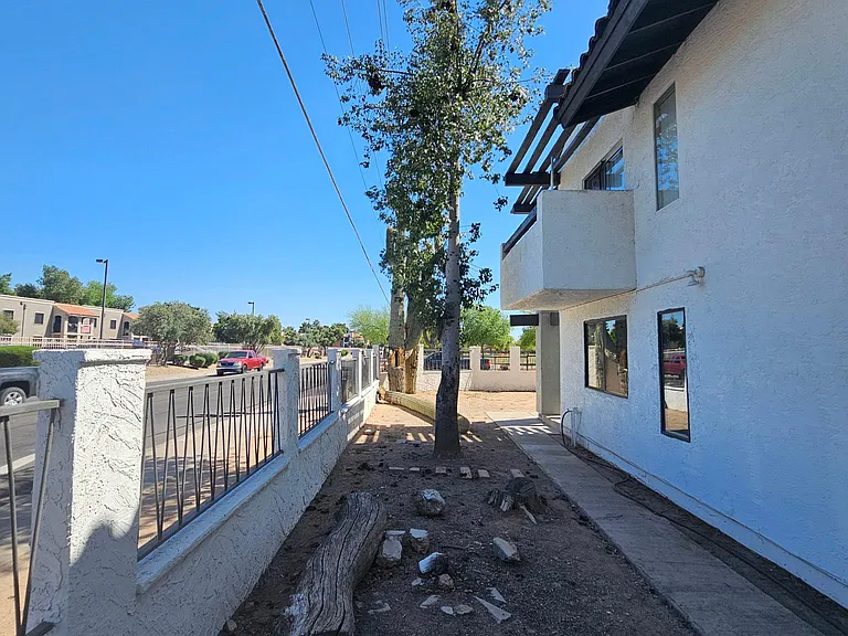 3046 E Marconi Ave #103 — Photo 8
