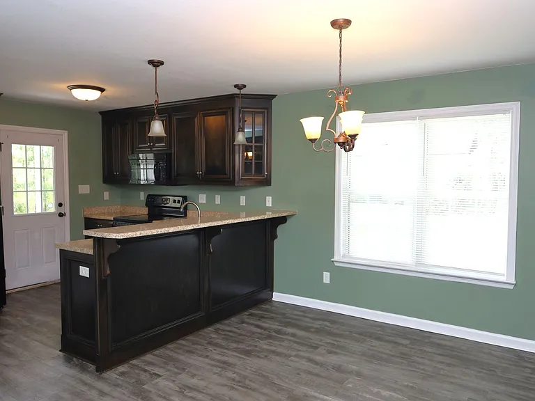 1499 San Bernardino Way — Photo 3