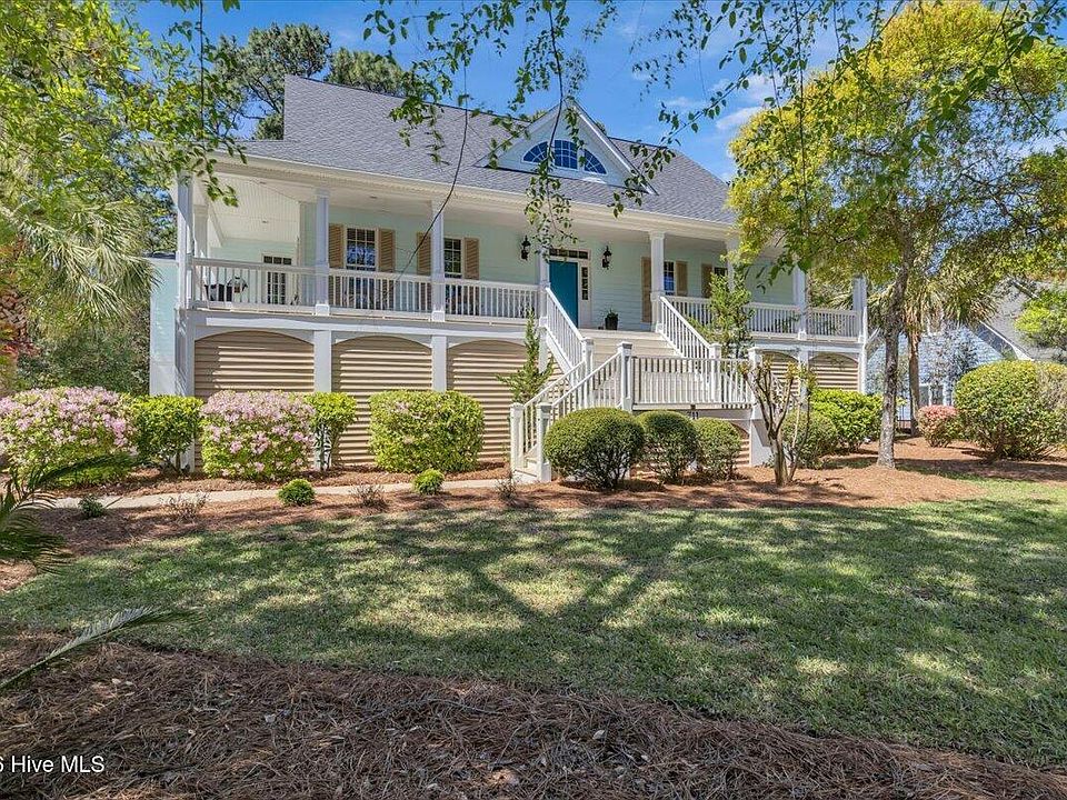 1st image of 711 Alyssum Avenue