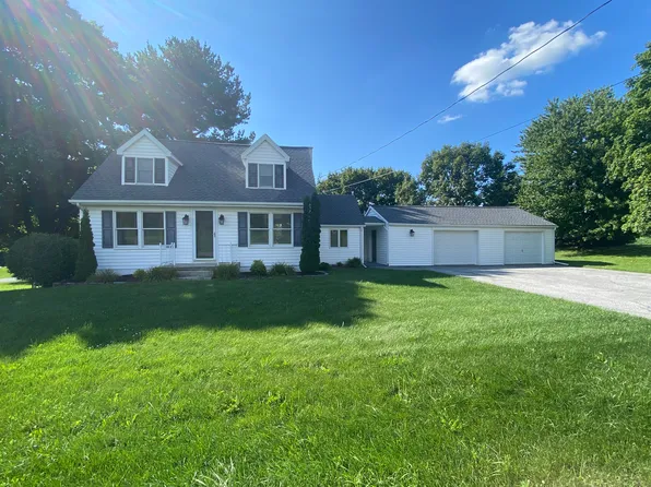 6071 White Church Rd, Shippensburg, PA 17257