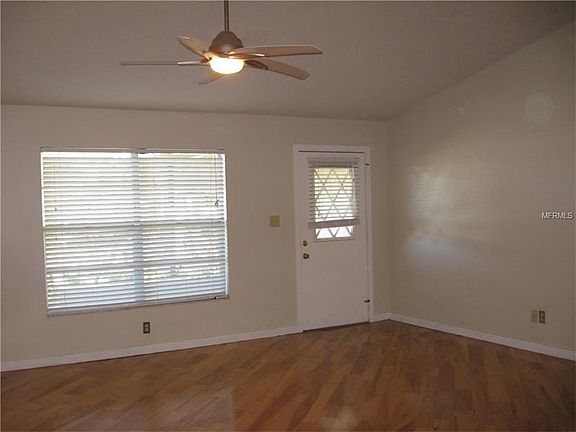 3rd image of 129 Gulfwinds Dr E