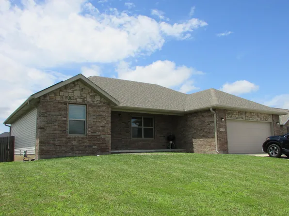 1202 Aundria Avenue, Monett, MO 65708