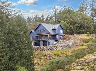 668 Southwood Dr, Highlands, BC V9B6R9
