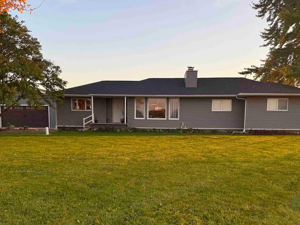6358 E Beal City Rd, Mount Pleasant, MI 48858