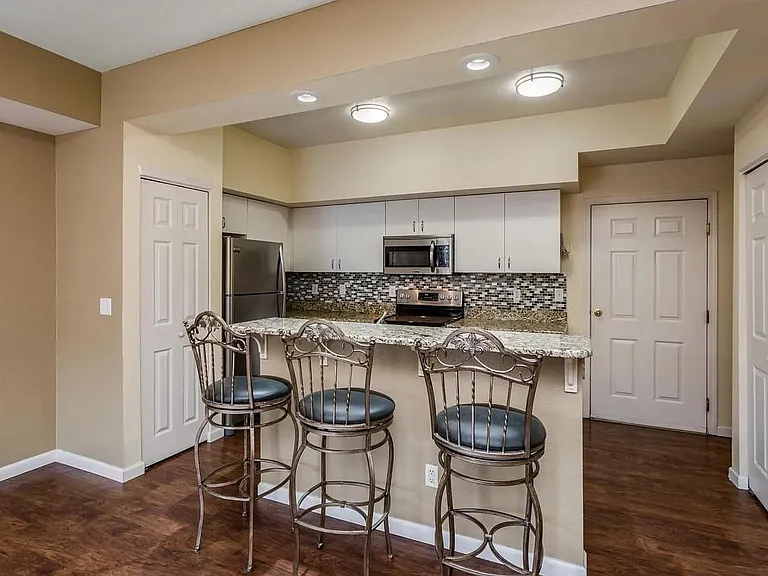 6506 Silver Mesa Dr #C — Photo 12