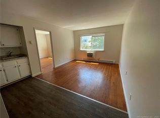 17 Ferris Ave #17, Norwalk, CT 06854
