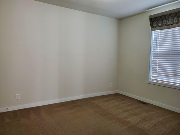3rd image of 38000 Le Chateau Blvd #880