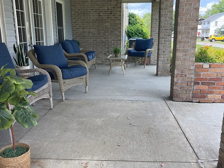 Somerset Manor Apartments — Photo 3