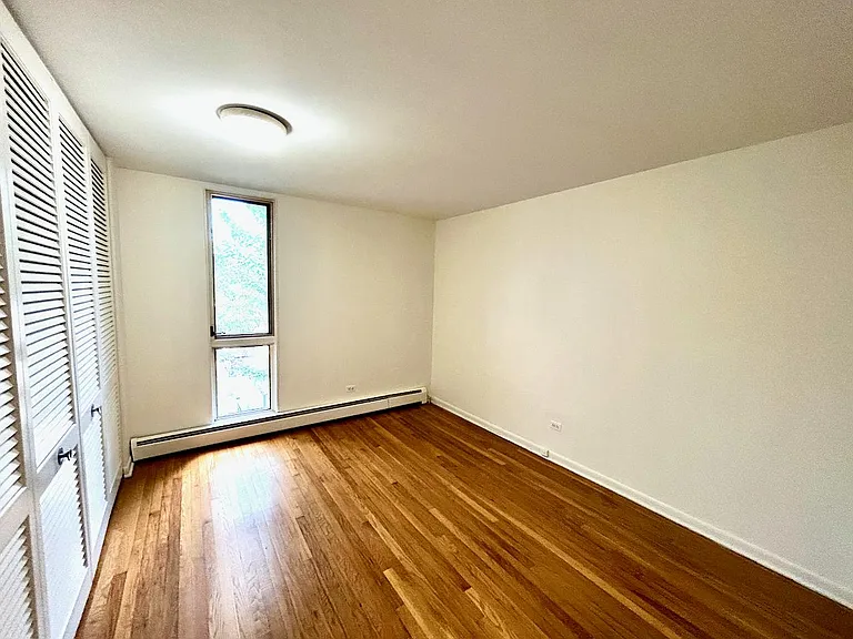 5435 N Artesian Ave #3E — Photo 6