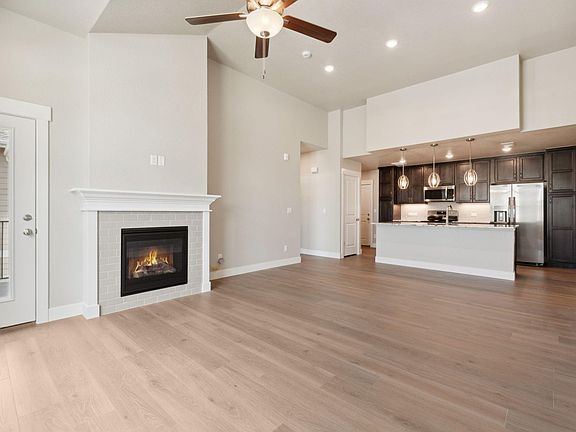 5th image of 4210 Vulcan Creek Dr #305