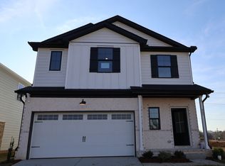 557 Canal Cir, Nashville, TN 37214