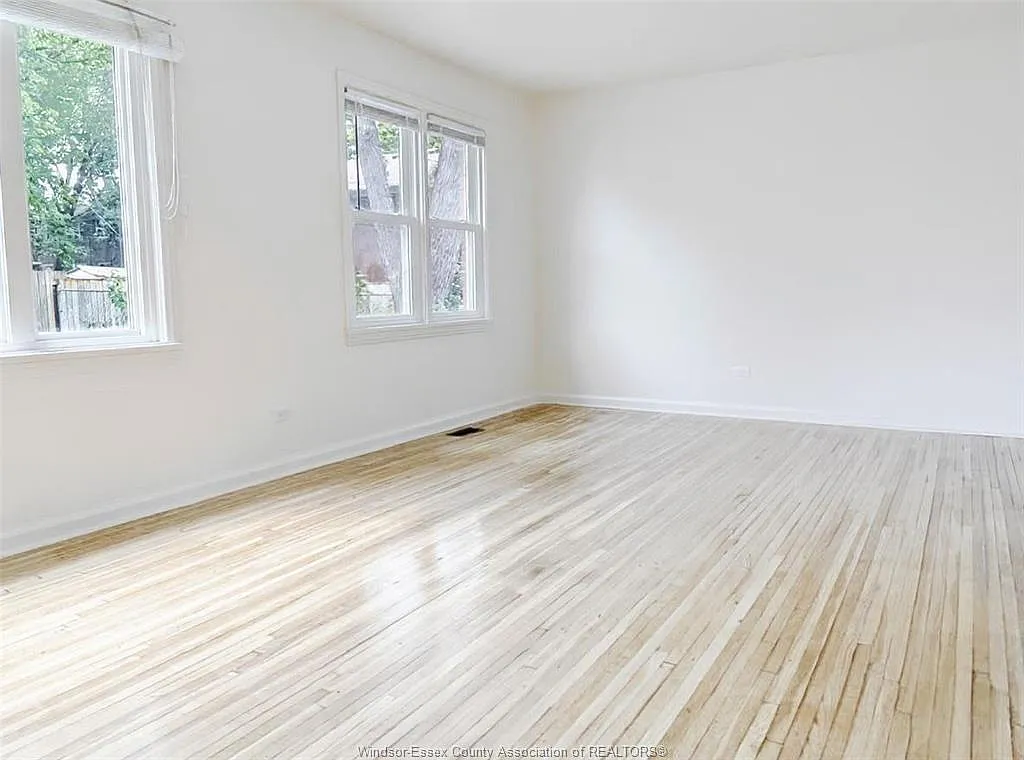 Bridgeview — Photo 4