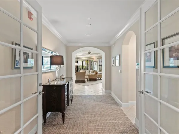 2550 Marquesa Royale LN #201, NAPLES, FL 34109