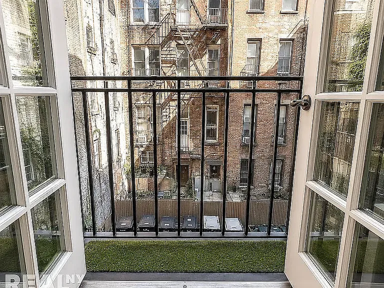 58 Leroy St #3G — Photo 5