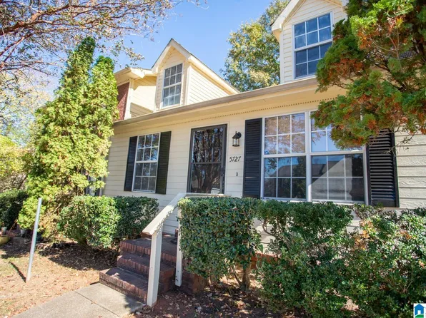 5727 Woodgate Cir, Anniston, AL 36206