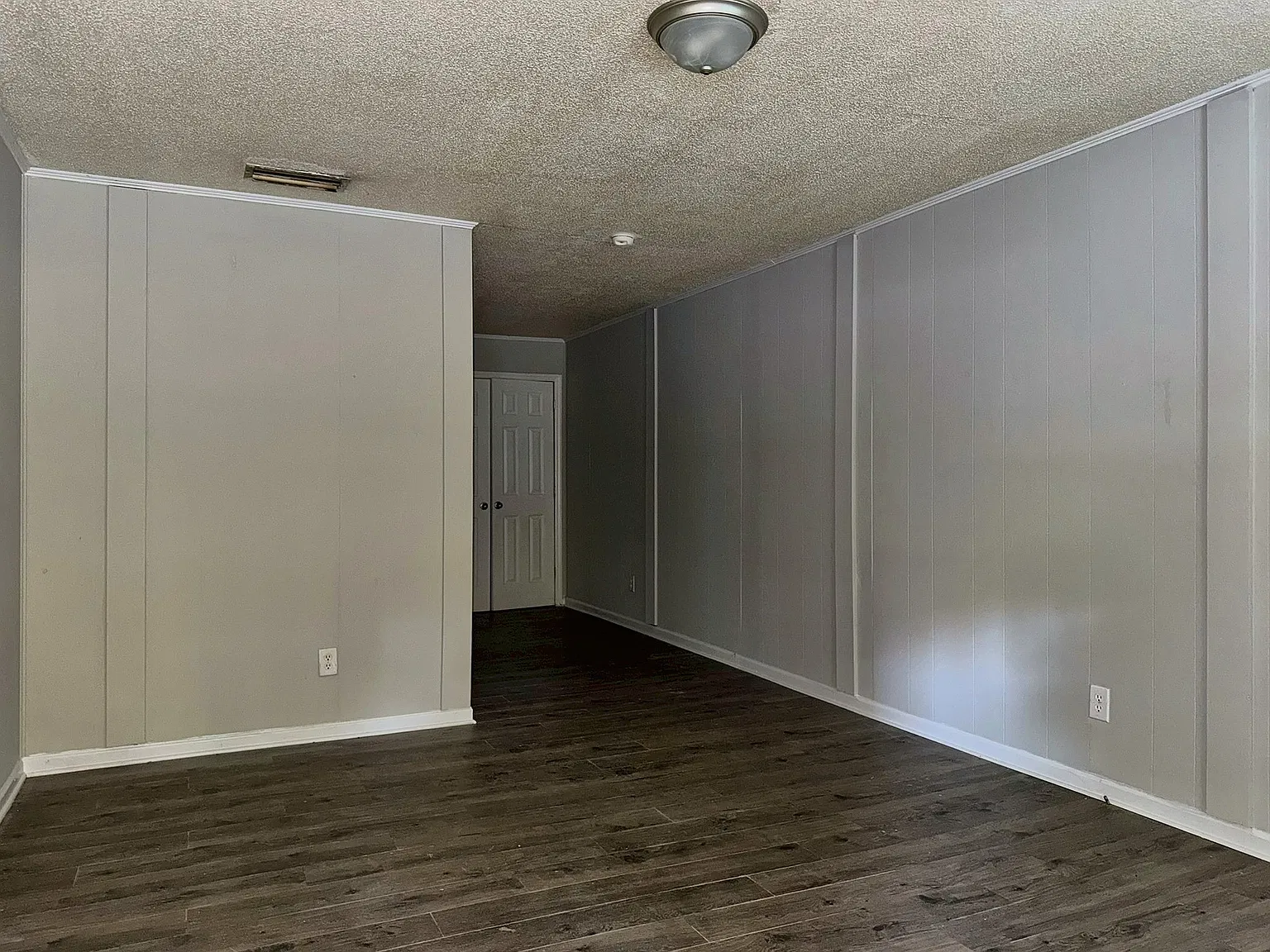 2 bed, $750 — Photo 2
