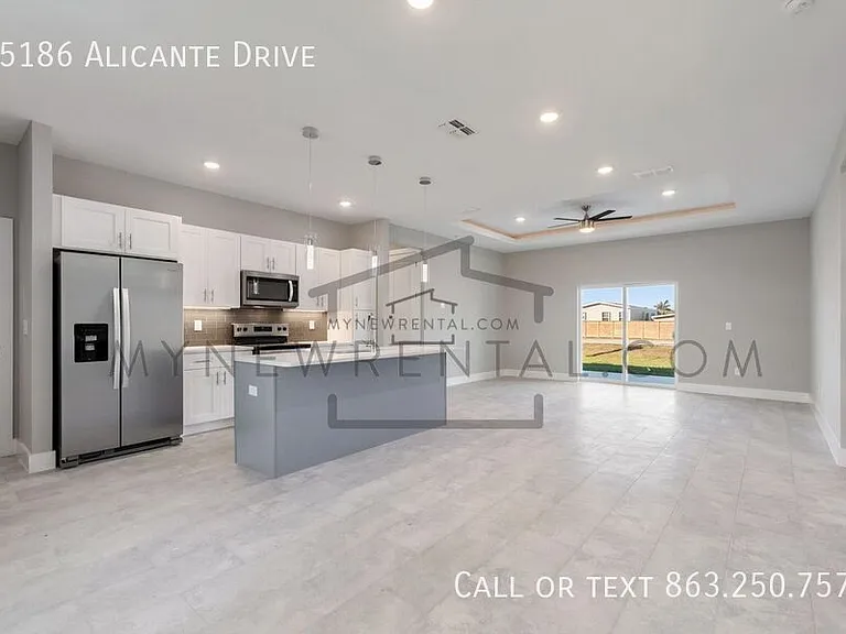 25186 Alicante Dr — Photo 13