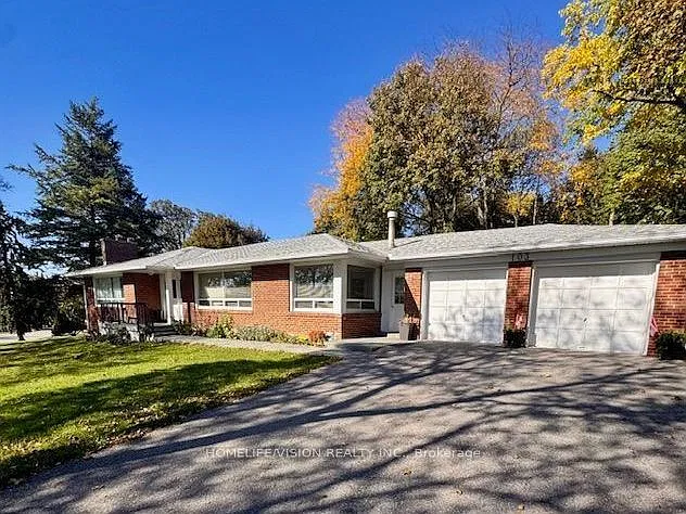 103 Laurentide Dr