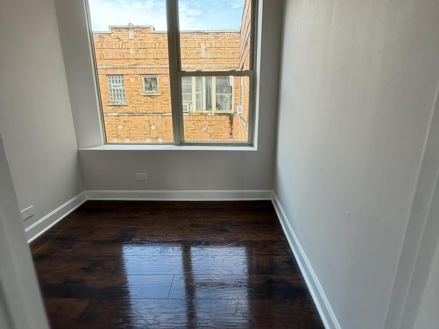 1 bed, $1,400 — Photo 4