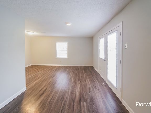 3rd image of 3870 Wordsworth Ave